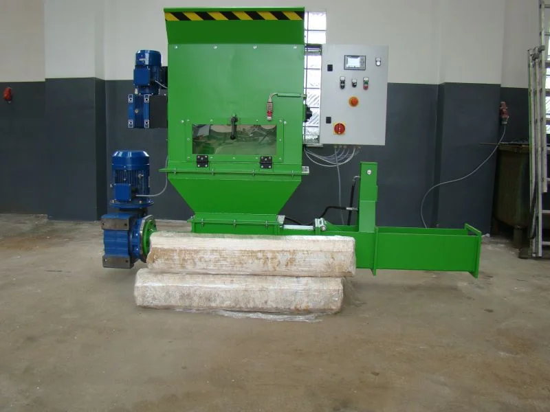 Lisování polystyrénu